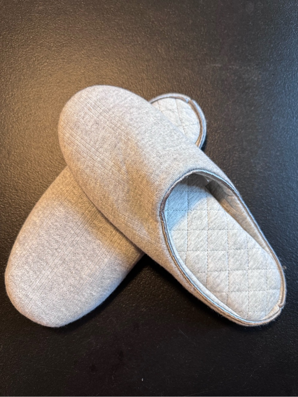 Charter Club Cozy Slip-On Slippers in Light Gray: women’s size L (9-10)